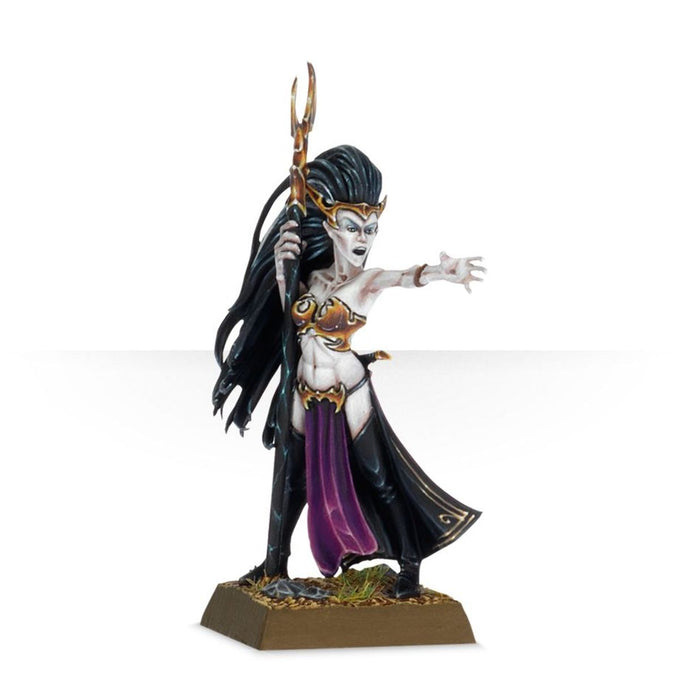 Daughters of Khaine: Sorceress